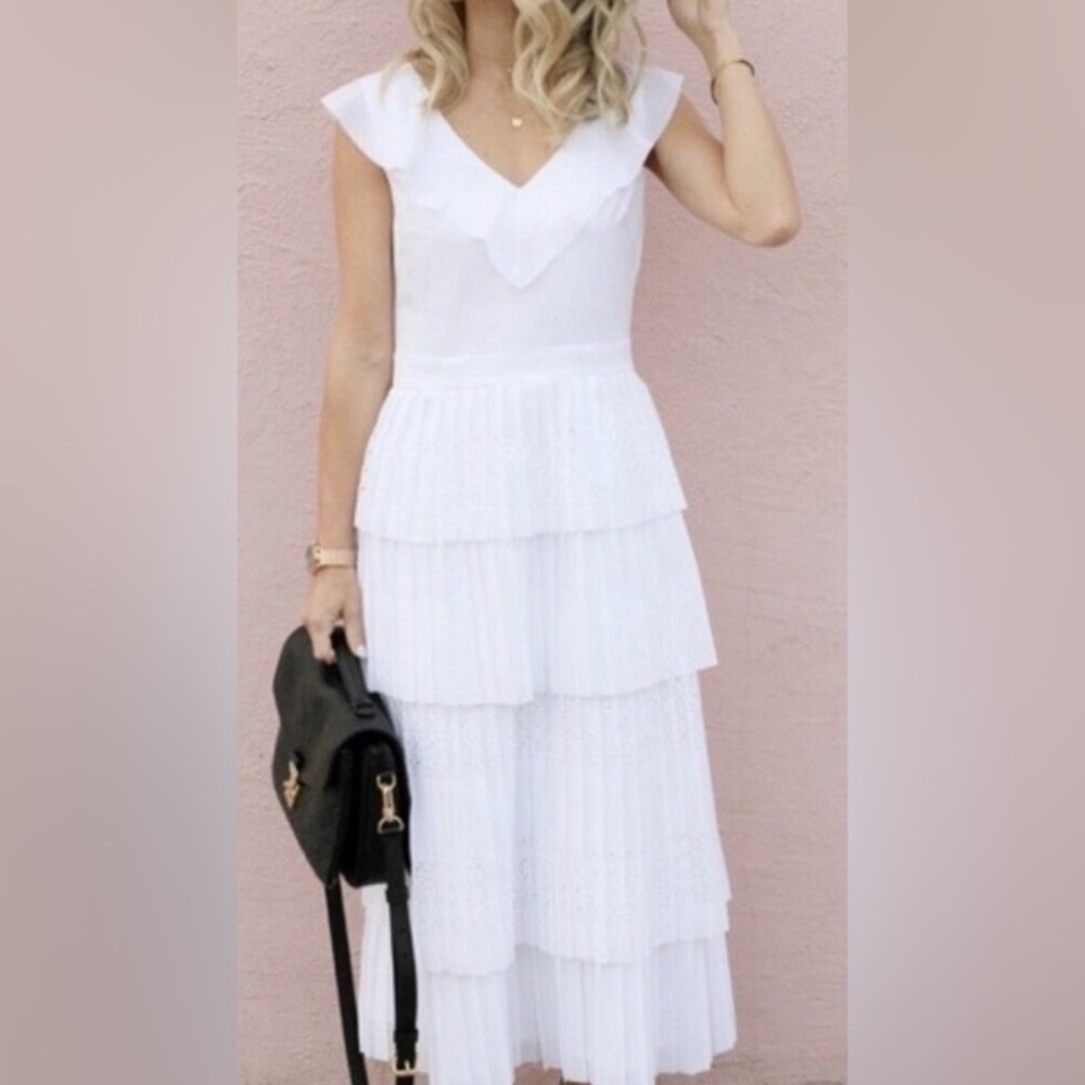 Banana Republic Dress White Laser Cut Tiered Pleated Sz 0P graduation